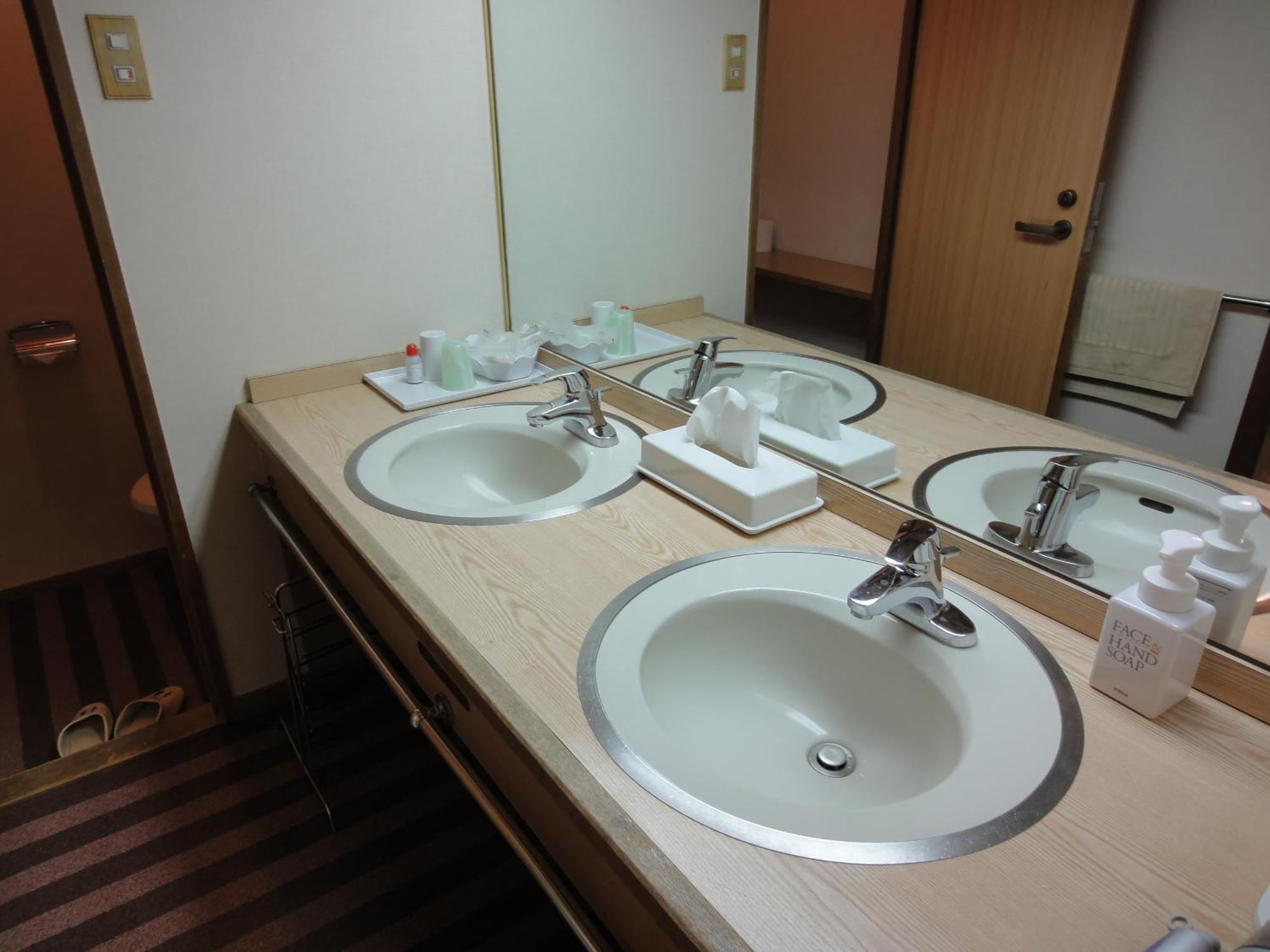 Miyajima Hotel Makoto Hatsukaichi Dış mekan fotoğraf