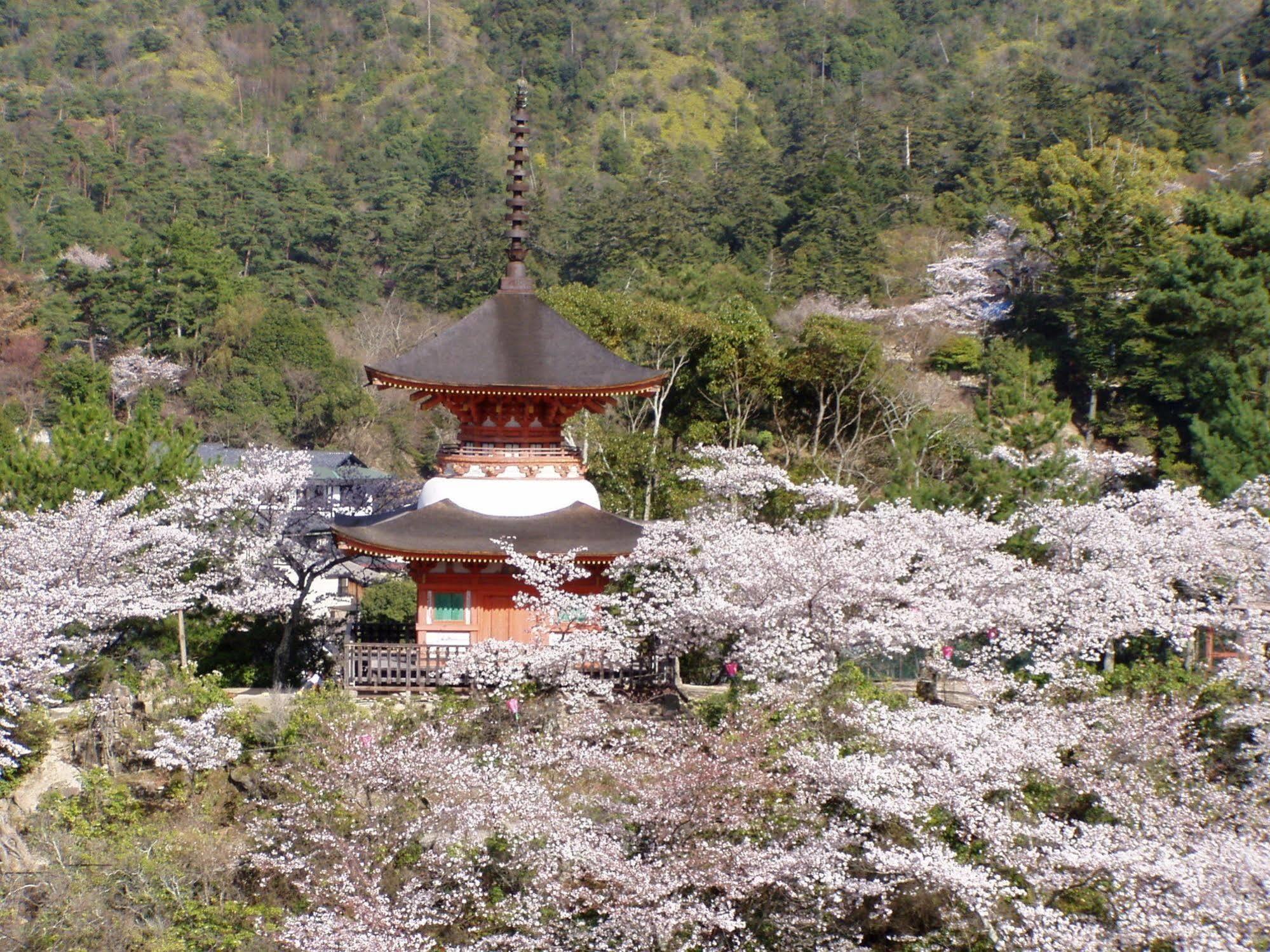 Miyajima Hotel Makoto Hatsukaichi Dış mekan fotoğraf